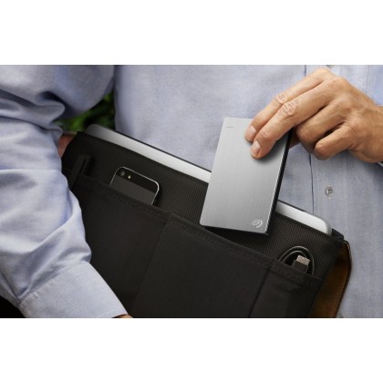 Seagate Backup Plus Slim 1TB Portable External Hard Drive with 200GB of Cloud Storage (Silver) - Free Seagate Pouch !!!    