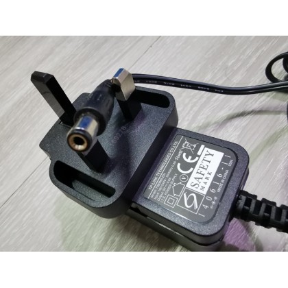 Original Genuine TP-Link T090060-2D1 UK Plug AC Adapter 5.4W 9V 0.6A 5.5 x 2.0mm Pin -TPlink TD-8816 ADSL2+ Modem Router Tplink TP Link